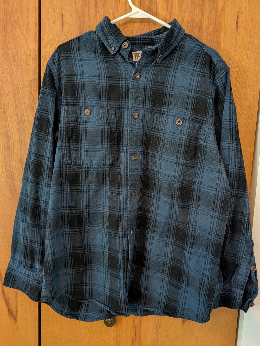Duluth Trading Co Men's Blue Plaid Button-Up Shirt Size Large